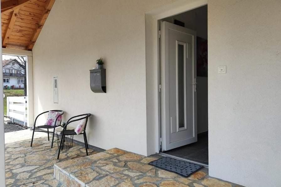 M&S&N Apartment Grabovac  Exterior photo